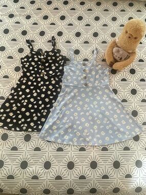 Darling F21 Daisy Skater Dress Duo (Girl’s Sz. 9/10)